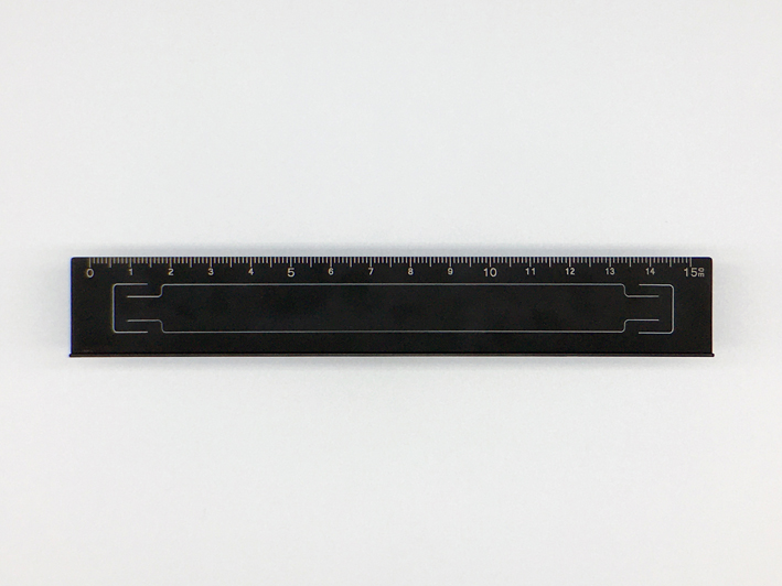 スリットルーラーアルミ１５ｃｍブラックＤＭ（究極の定規・表面）,ずれない定規,滑らない定規・Non-slip ruler